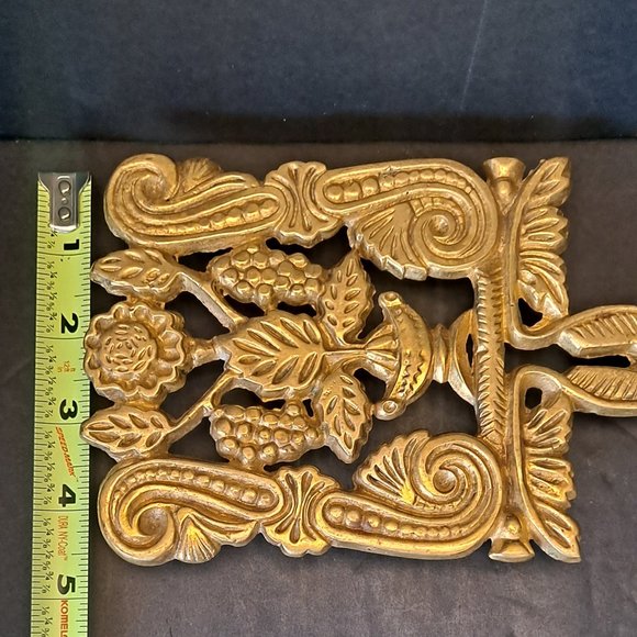 VINTAGE BRASS TRIVET - Picture 6 of 6